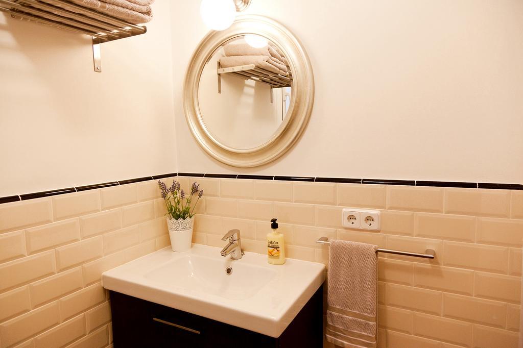 Piso En Poblesec Daire Barselona Dış mekan fotoğraf